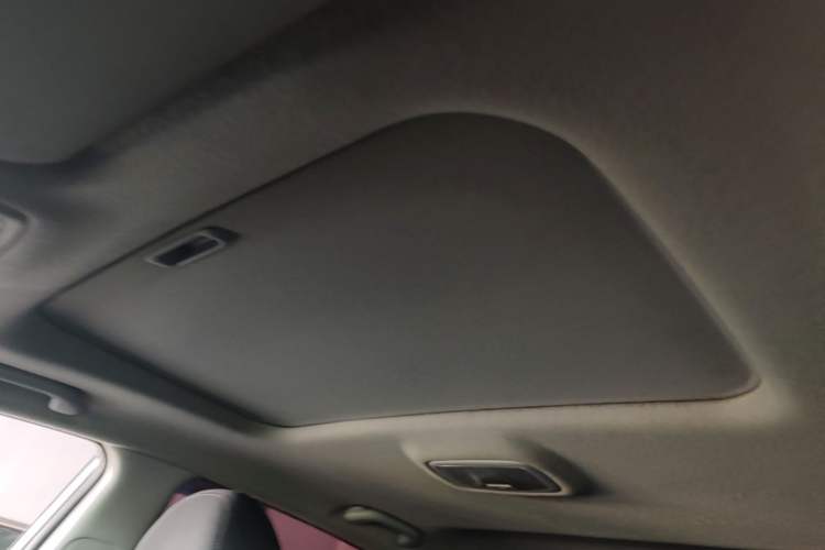 Used Hyundai ix35 2015 2.0L Automatic 2WD Comfort Edition China V Standard Headliner