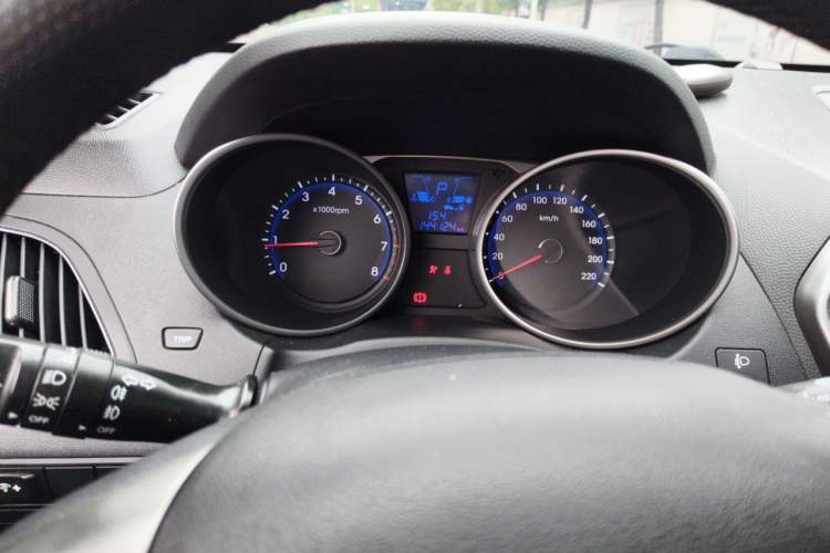 Used Hyundai ix35 2015 2.0L Automatic 2WD Smart Type China IV Instrument Cluster