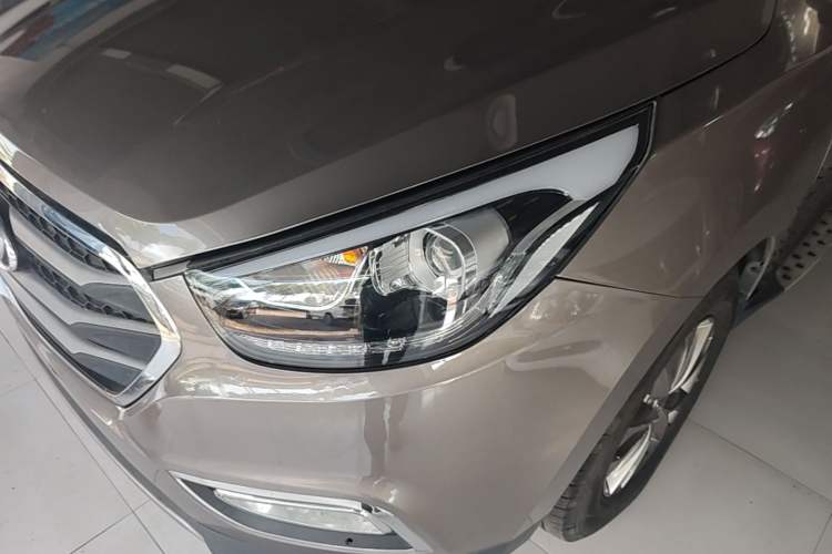 Used Hyundai ix35 2015 2.0L Automatic 2WD Comfort Edition China V Standard Left Front Headlight
