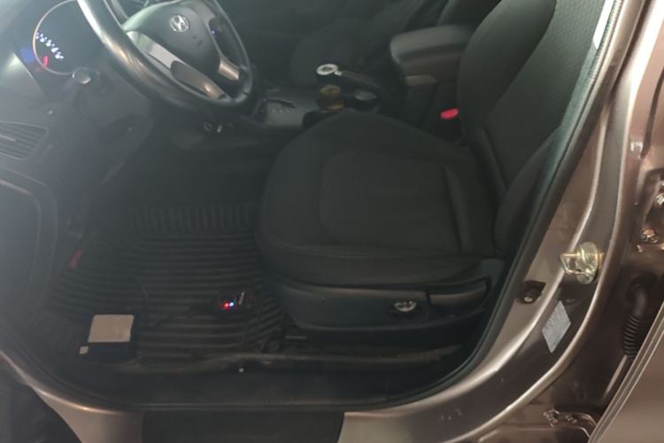 Used Hyundai ix35 2015 2.0L Automatic 2WD Comfort Edition China V Standard Left Front Seat