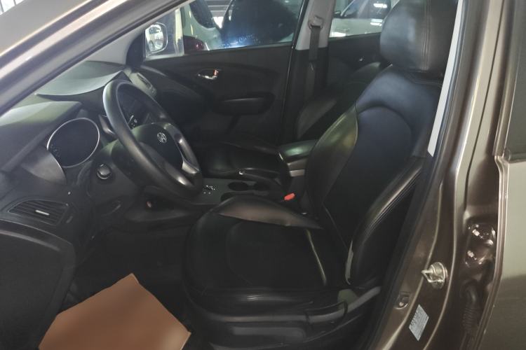Used Hyundai ix35 2015 2.0L Automatic 2WD Comfort Edition China IV Standard Left Front Seat