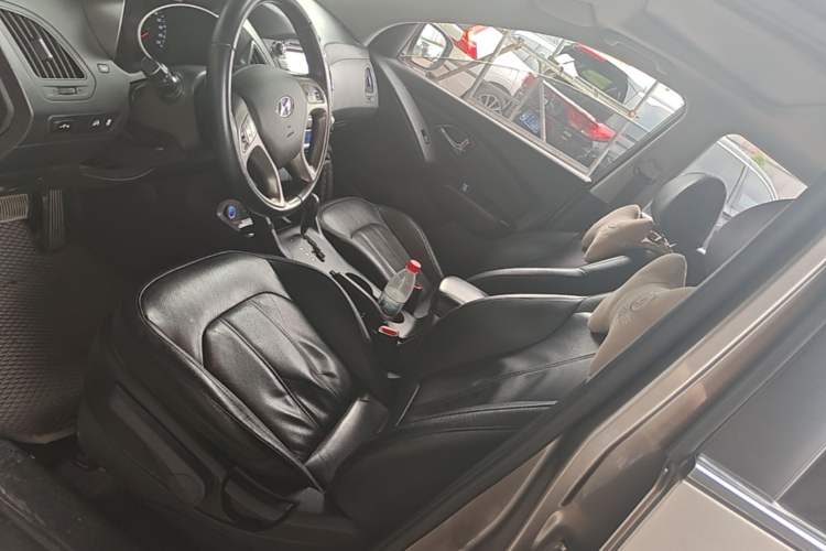 Used Hyundai ix35 2015 2.0L Automatic 2WD Smart Version China V Standard Left Front Seat