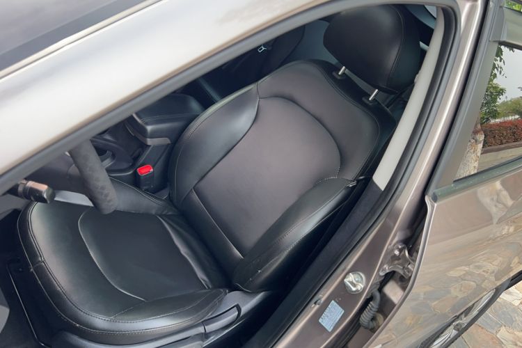Used Hyundai ix35 2015 2.0L Automatic 2WD Comfort Edition China V Standard Left Front Seat