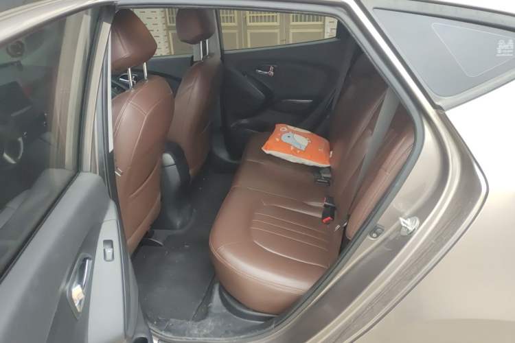 Used Hyundai ix35 2015 2.0L Automatic 2WD Comfort Edition China V Standard Left Rear Seat