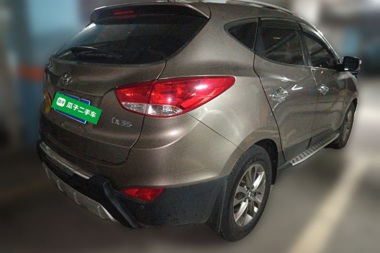 Used Hyundai ix35 2015 2.0L Automatic 2WD Comfort Edition China IV Standard Rear Right 45 Deg