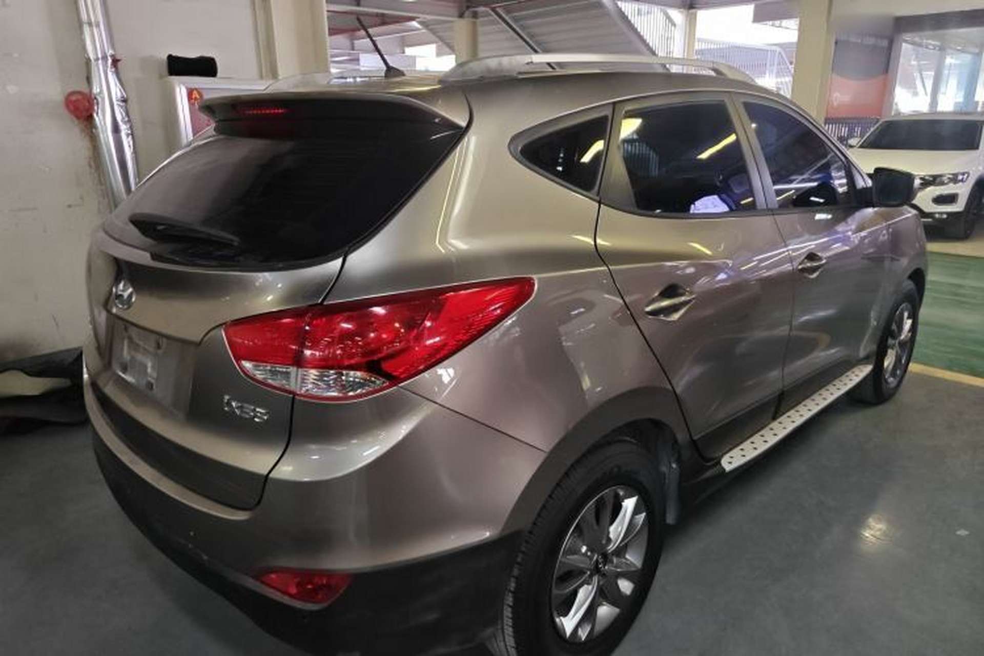 Used Hyundai ix35 2015 2.0L Automatic 2WD Comfort Edition China IV Standard Rear Right 45 Deg