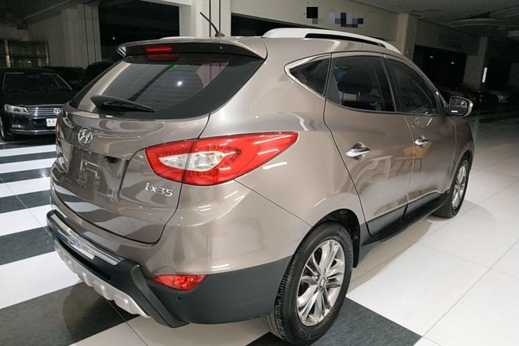 Used Hyundai ix35 2015 2.0L Automatic 2WD Smart Type China IV Rear Right 45 Deg