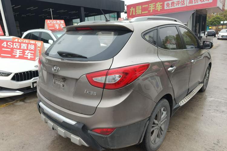 Used Hyundai ix35 2015 2.0L Automatic 2WD Smart Type China IV Rear Right 45 Deg