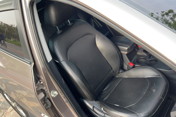 Used Hyundai ix35 2015 2.0L Automatic 2WD Comfort Edition China V Standard Right Front Seat