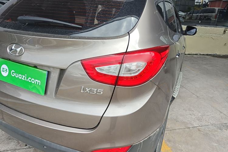 Used Hyundai ix35 2015 2.0L Automatic 2WD Smart Version China V Standard Right Rear Taillight