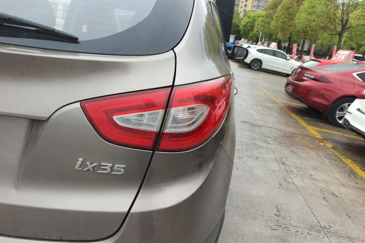 Used Hyundai ix35 2015 2.0L Automatic 2WD Smart Type China IV Right Rear Taillight