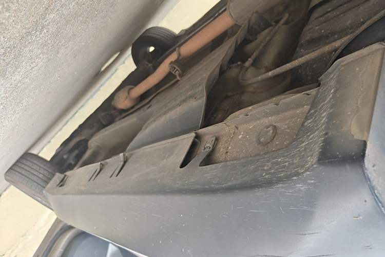 Used Hyundai ix35 2015 2.0L Automatic 2WD Smart Version China V Standard Right Side Sill