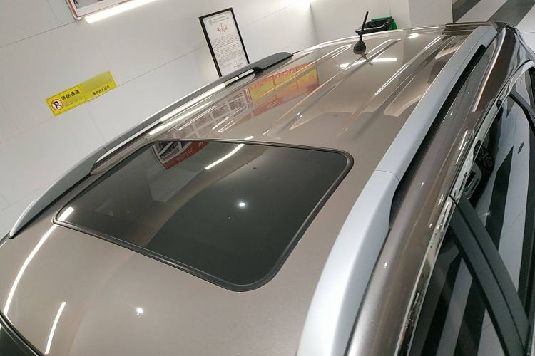 Used Hyundai ix35 2015 2.0L Automatic 2WD Smart Type China IV Roof