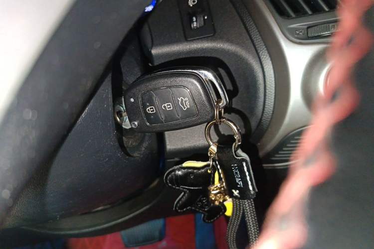 Used Hyundai ix35 2015 2.0L Automatic 2WD Comfort Edition China IV Standard Vehicle Key