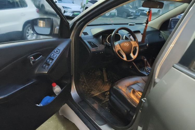 Used Hyundai ix35 2015 2.0L Automatic 2WD Smart Type China IV Driver Seat