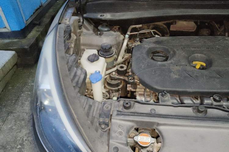 Used Hyundai ix35 2015 2.0L Automatic 2WD Smart Type China IV Engine Bay Right