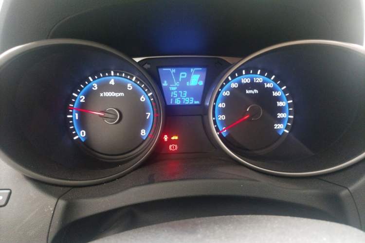 Used Hyundai ix35 2015 2.0L Automatic 2WD Smart Version China V Standard Instrument Cluster
