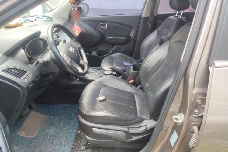 Used Hyundai ix35 2015 2.0L Automatic 2WD Smart Type China IV Left Front Seat