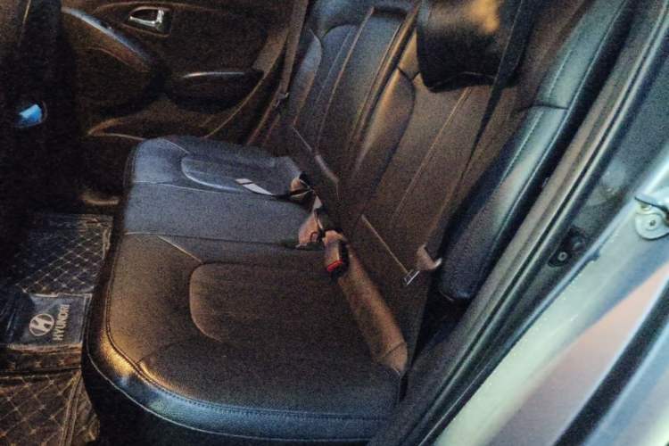 Used Hyundai ix35 2015 2.0L Automatic 2WD Smart Type China IV Left Rear Seat