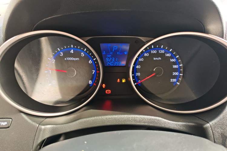 Used Hyundai ix35 2015 2.0L Automatic 2WD Smart Version China V Standard Instrument Cluster