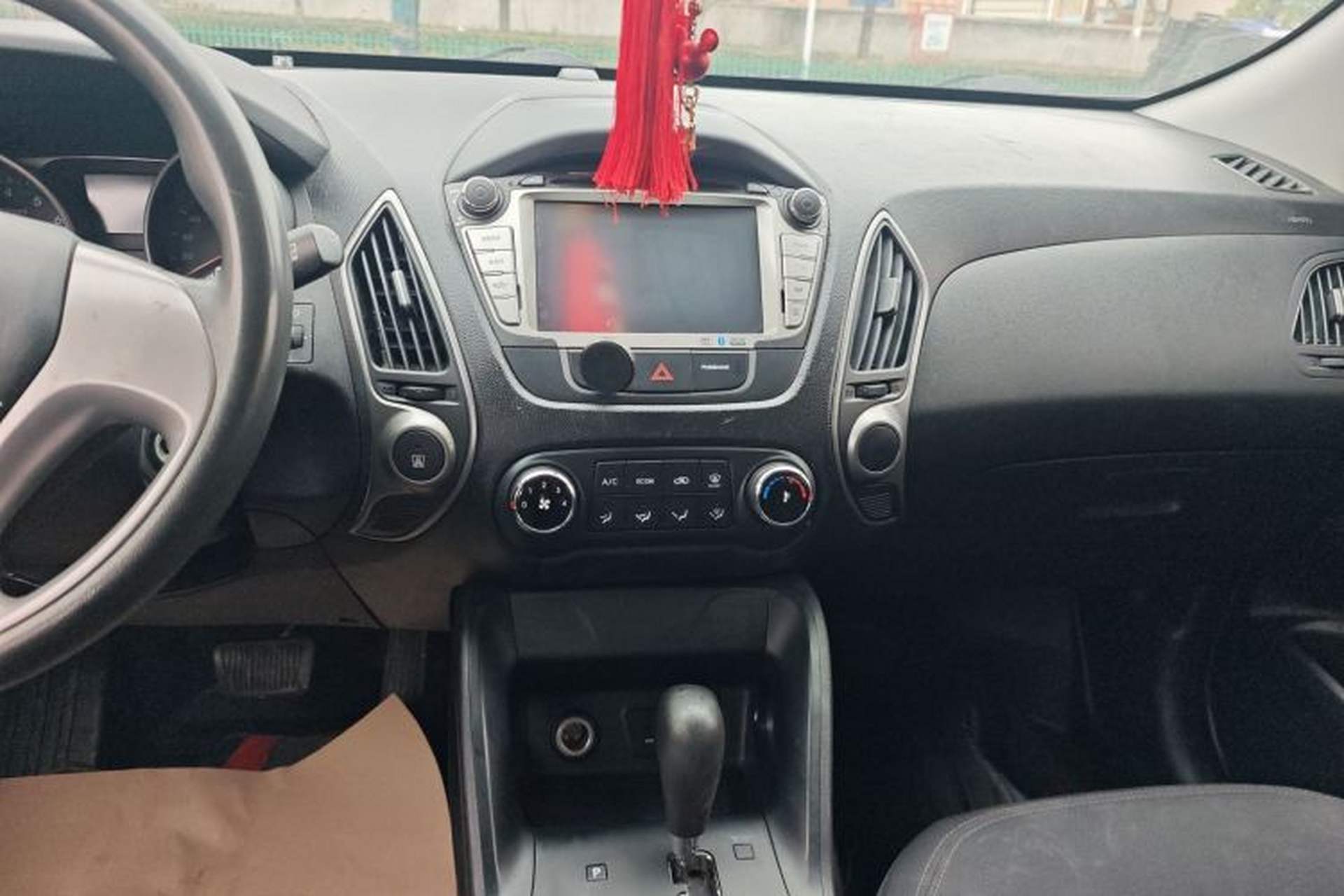 Used Hyundai ix35 2015 2.0L Automatic 2WD Comfort Edition China V Standard Audio And AC Panel