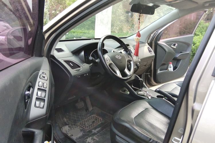 Used Hyundai ix35 2015 2.0L Automatic 2WD Smart Type China IV Driver Seat