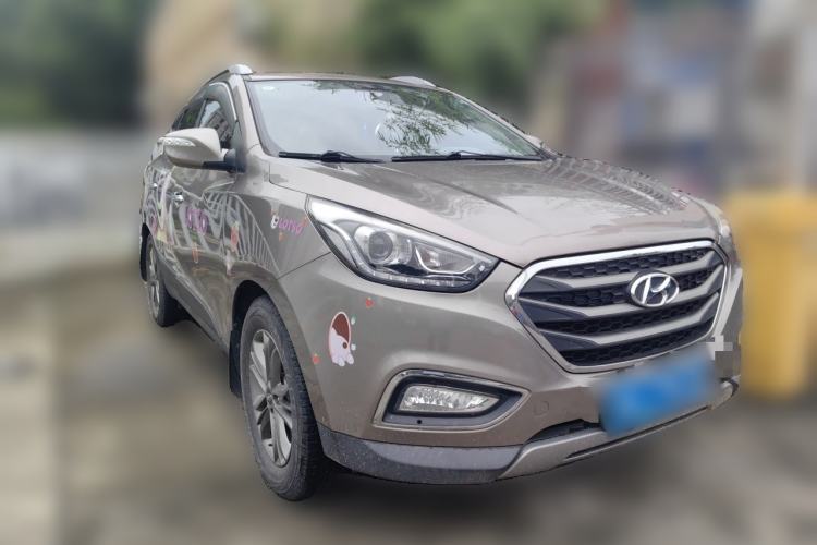 Used Hyundai ix35 2015 2.0L Automatic 2WD Smart Version China V Standard Front Right 45 Deg