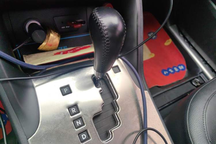 Used Hyundai ix35 2015 2.0L Automatic 2WD Smart Version China V Standard Gear Lever