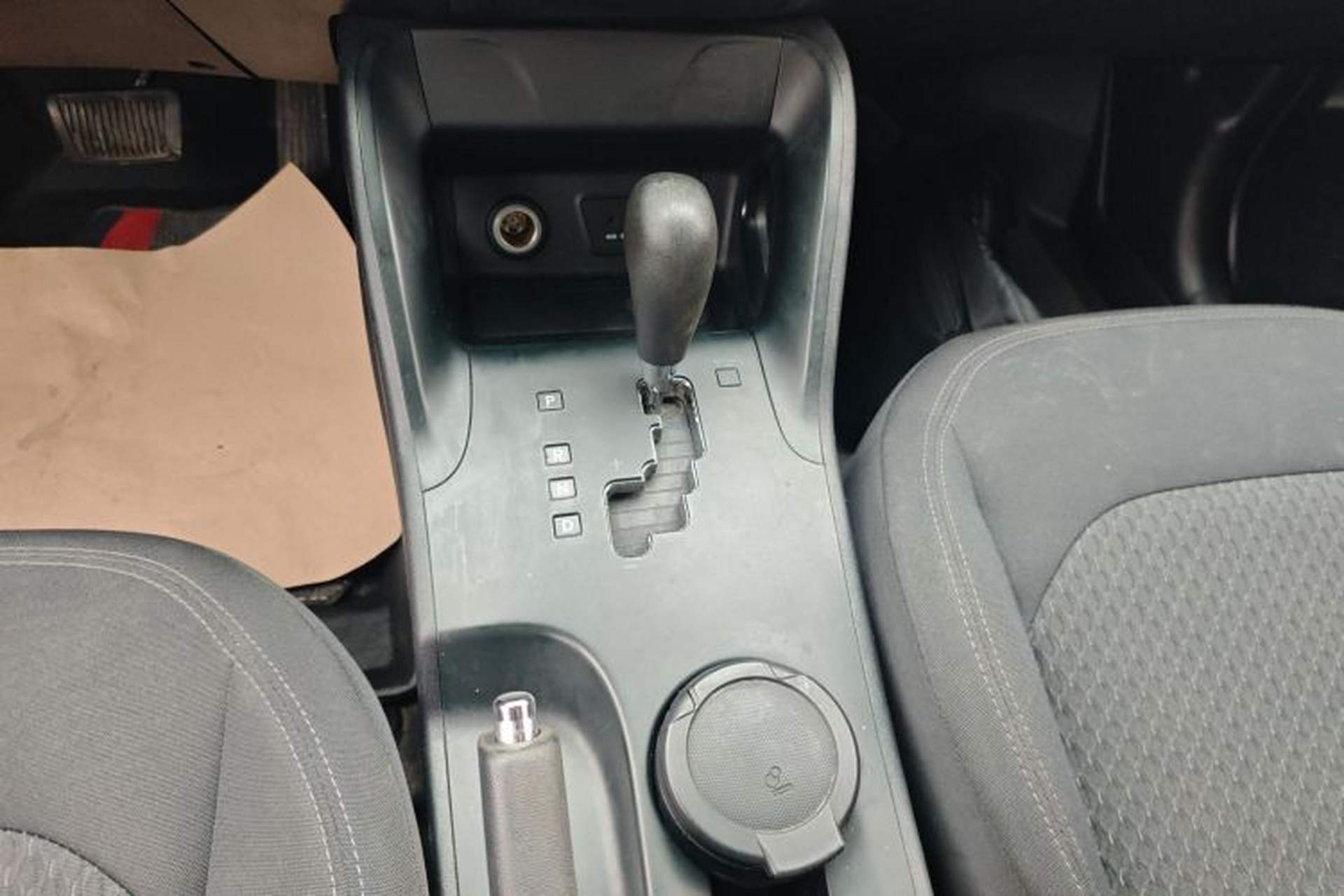 Used Hyundai ix35 2015 2.0L Automatic 2WD Comfort Edition China V Standard Gear Lever