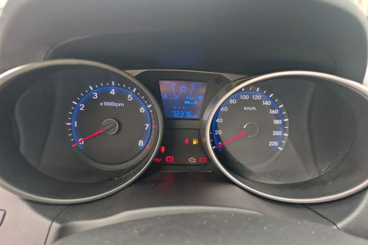 Used Hyundai ix35 2015 2.0L Automatic 2WD Comfort Edition China V Standard Instrument Cluster