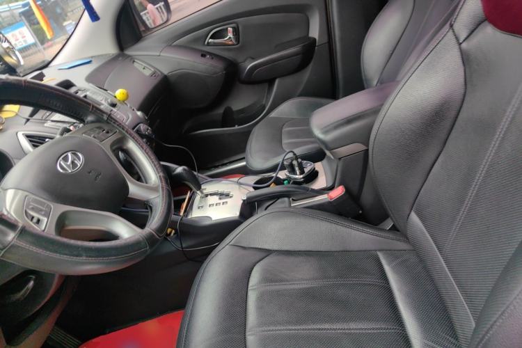 Used Hyundai ix35 2015 2.0L Automatic 2WD Smart Version China V Standard Left Front Seat
