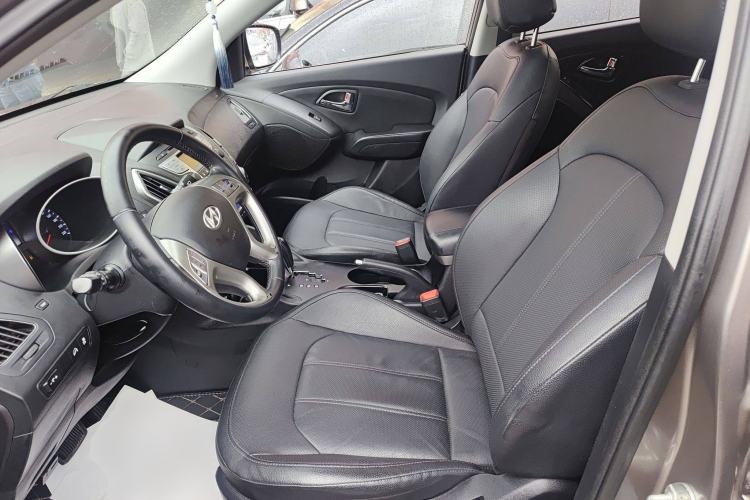 Used Hyundai ix35 2015 2.0L Automatic 2WD Smart Type China IV Left Front Seat