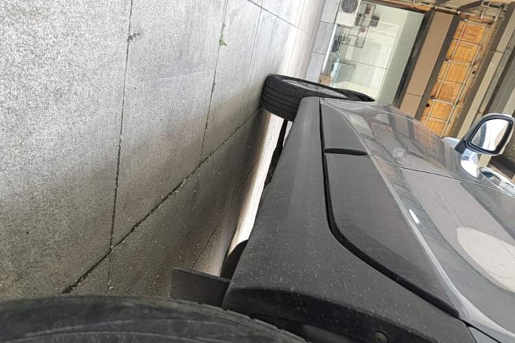Used Hyundai ix35 2015 2.0L Automatic 2WD Smart Version China V Standard Left Side Sill