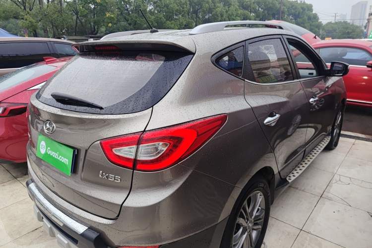Used Hyundai ix35 2015 2.0L Automatic 2WD Smart Type China IV Rear Right 45 Deg