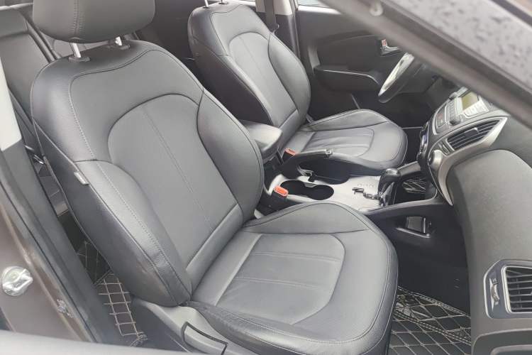 Used Hyundai ix35 2015 2.0L Automatic 2WD Smart Type China IV Right Front Seat