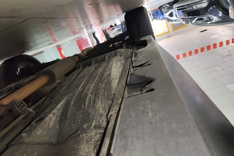 Used Hyundai ix35 2015 2.0L Automatic 2WD Smart Type China IV Right Side Sill
