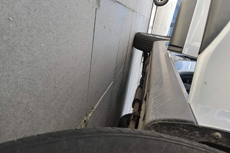 Used Hyundai ix35 2015 2.0L Automatic 2WD Smart Version China V Standard Right Side Sill