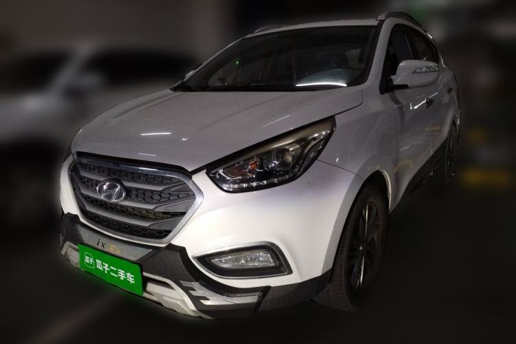 Used Hyundai ix35 2015 2.0L Automatic 2WD Smart Version China V Standard Guazi used car, China used car export, Used car for sale, Used cars, Cheapest cars for sale