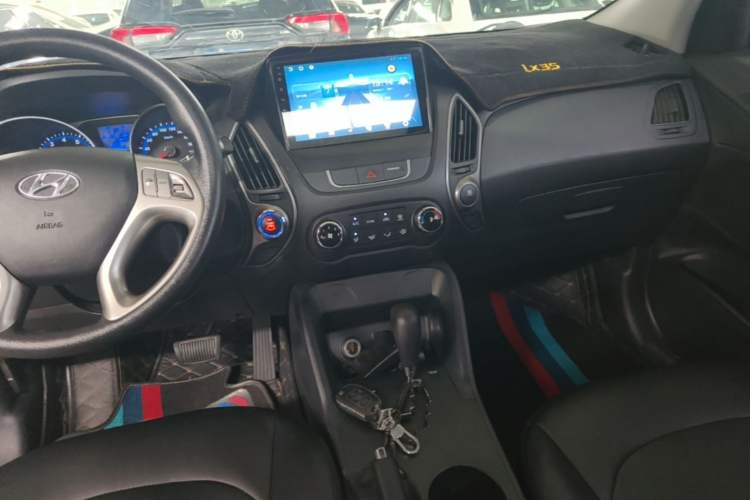 Used Hyundai ix35 2015 2.0L Automatic 2WD Comfort Edition China V Standard Audio And AC Panel