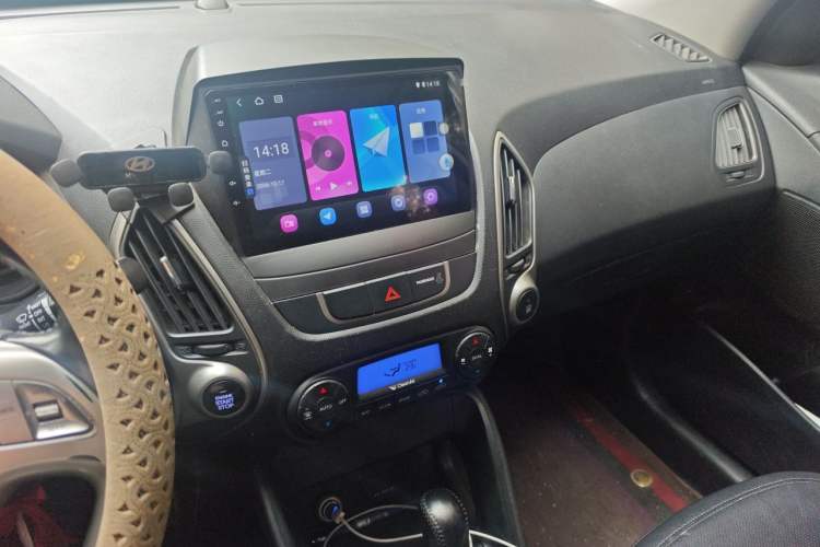 Used Hyundai ix35 2015 2.0L Automatic 2WD Smart Type China IV Audio And AC Panel