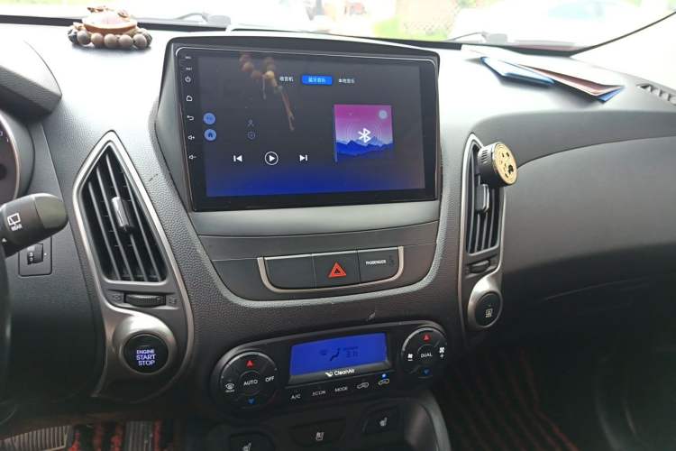Used Hyundai ix35 2015 2.0L Automatic 2WD Smart Type China IV Audio And AC Panel