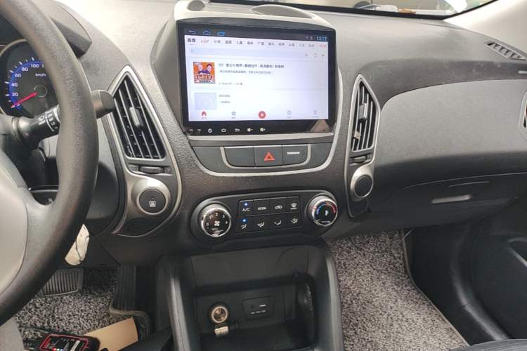 Used Hyundai ix35 2015 2.0L Automatic 2WD Comfort Edition China V Standard Audio And AC Panel