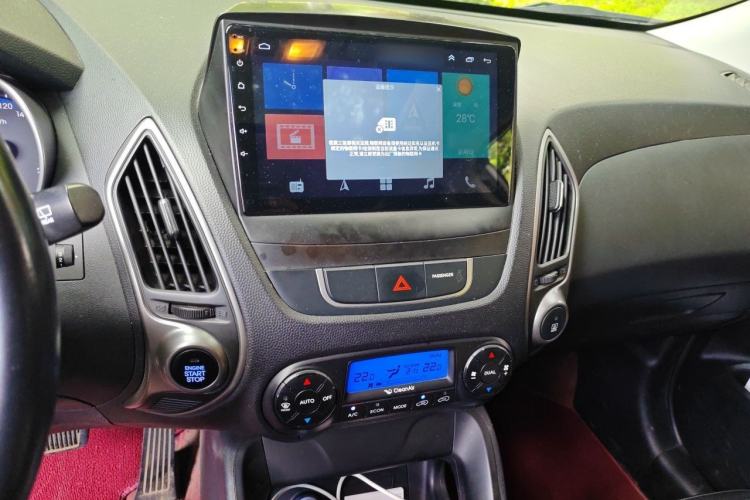 Used Hyundai ix35 2015 2.0L Automatic 2WD Smart Type China IV Audio And AC Panel