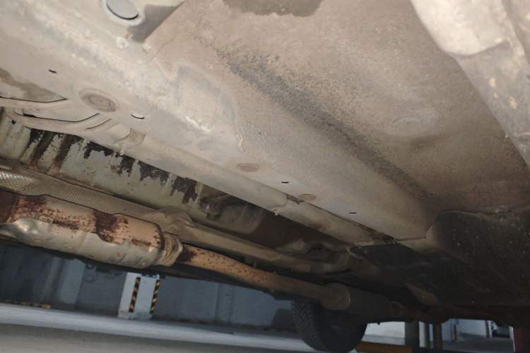 Used Hyundai ix35 2015 2.0L Automatic 2WD Smart Type China IV Chassis Front Left