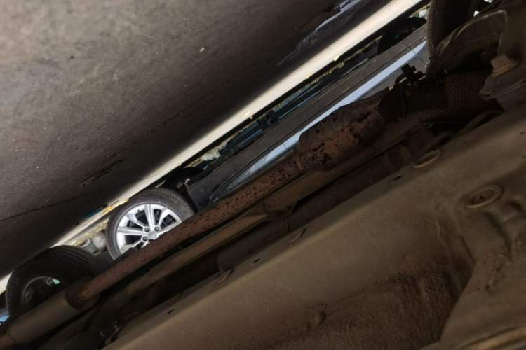 Used Hyundai ix35 2015 2.0L Automatic 2WD Smart Version China V Standard Chassis Front Left