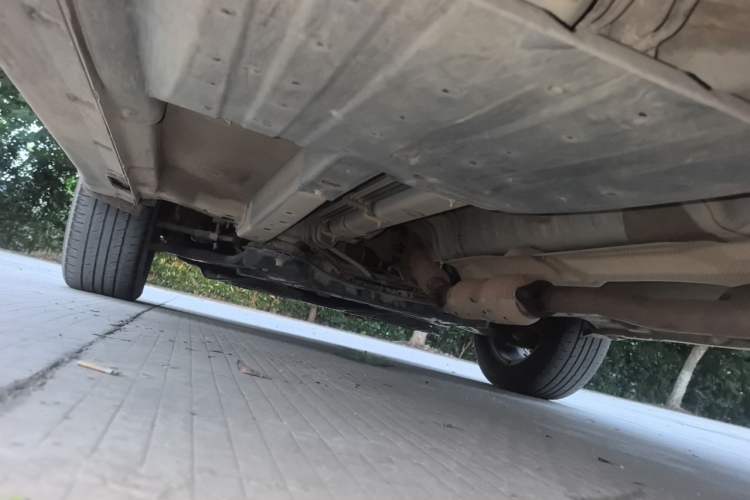Used Hyundai ix35 2015 2.0L Automatic 2WD Smart Version China V Standard Chassis Front Left
