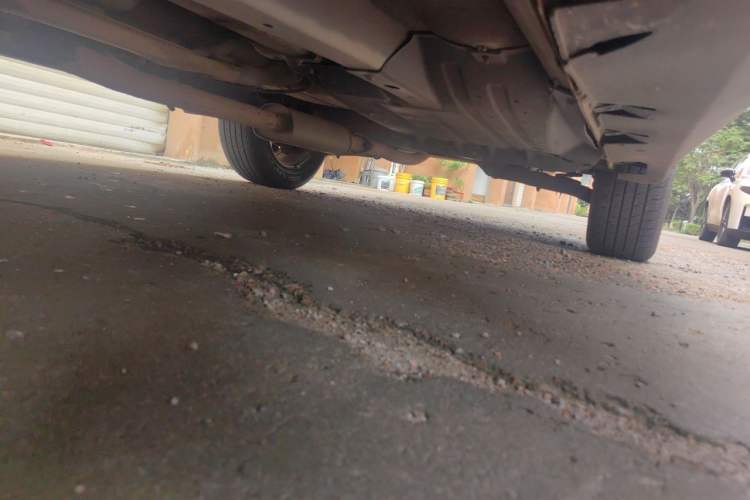 Used Hyundai ix35 2015 2.0L Automatic 2WD Smart Version China V Standard Chassis Front Left