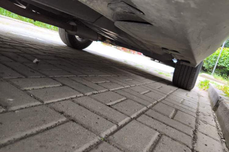 Used Hyundai ix35 2015 2.0L Automatic 2WD Smart Version China V Standard Chassis Front Left