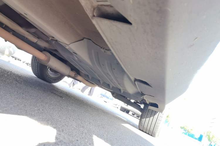 Used Hyundai ix35 2015 2.0L Automatic 2WD Smart Version China V Standard Chassis Front Left