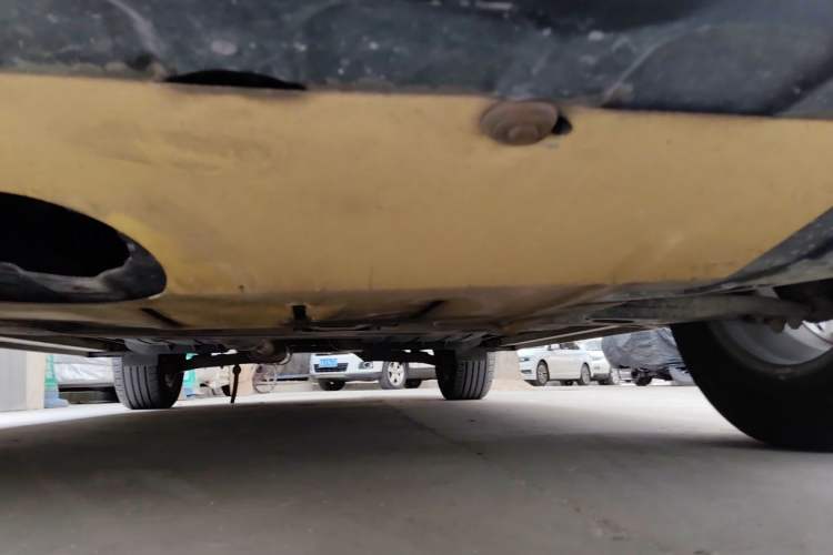 Used Hyundai ix35 2015 2.0L Automatic 2WD Smart Type China IV Chassis Front